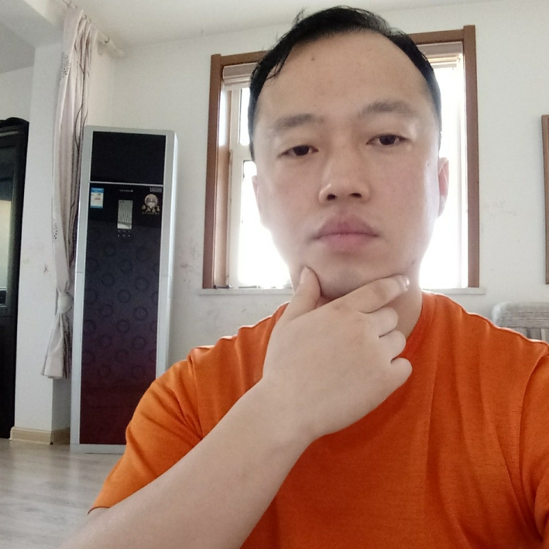 爱热闹的人的第一张照片--南通相亲服务中心