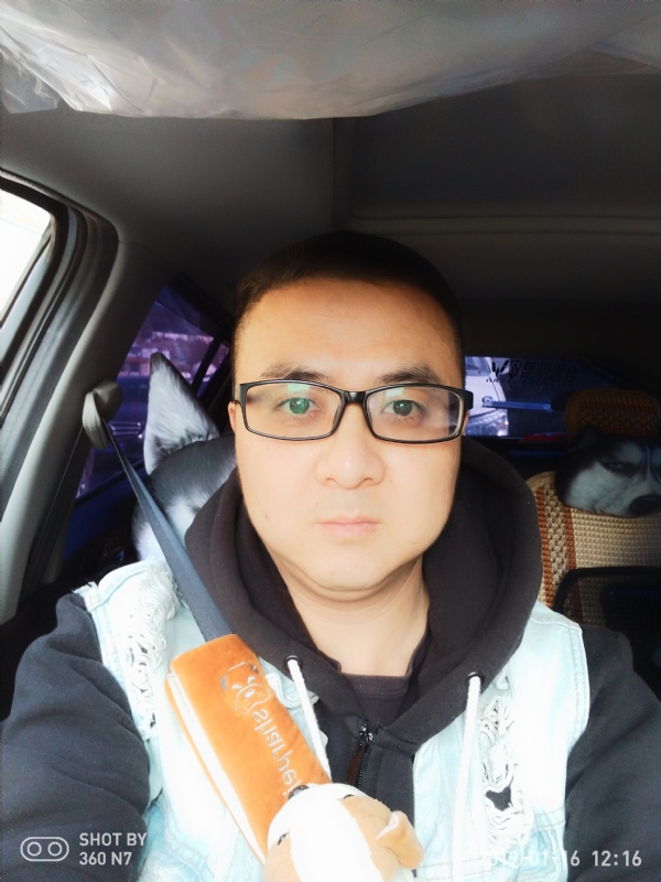 香烟最懂男人心的第一张照片--南通相亲服务中心