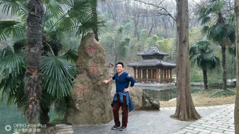 烦事用点心的第一张照片--南通相亲服务中心