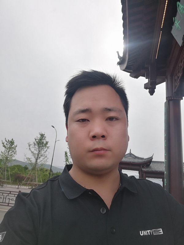 微笑的第一张照片--南通相亲服务中心