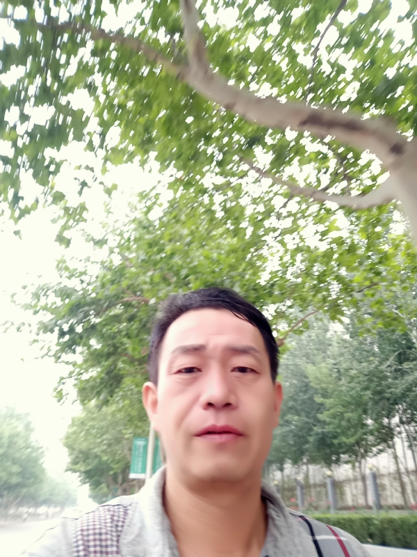 阳光的第一张照片--南通相亲服务中心
