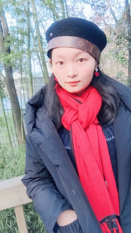 风中百合的第一张照片--南通相亲服务中心