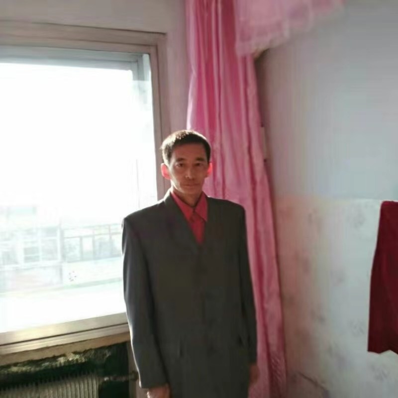 阳光明媚的第一张照片--南通相亲服务中心