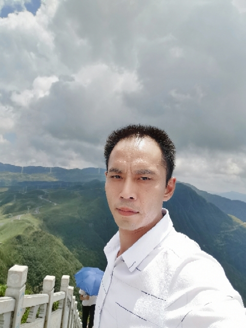 LXZ的第一张照片--南通相亲服务中心