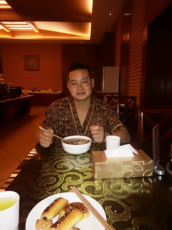 会飞的鱼的第一张照片--南通相亲服务中心