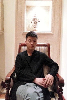 制片人杨亚林的第一张照片--南通相亲服务中心