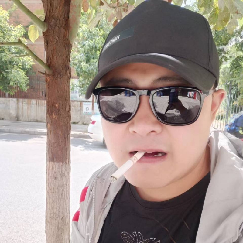 瞄小七的第一张照片--南通相亲服务中心