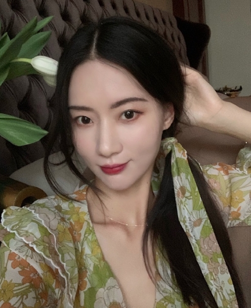 倾城的第一张照片--南通相亲服务中心