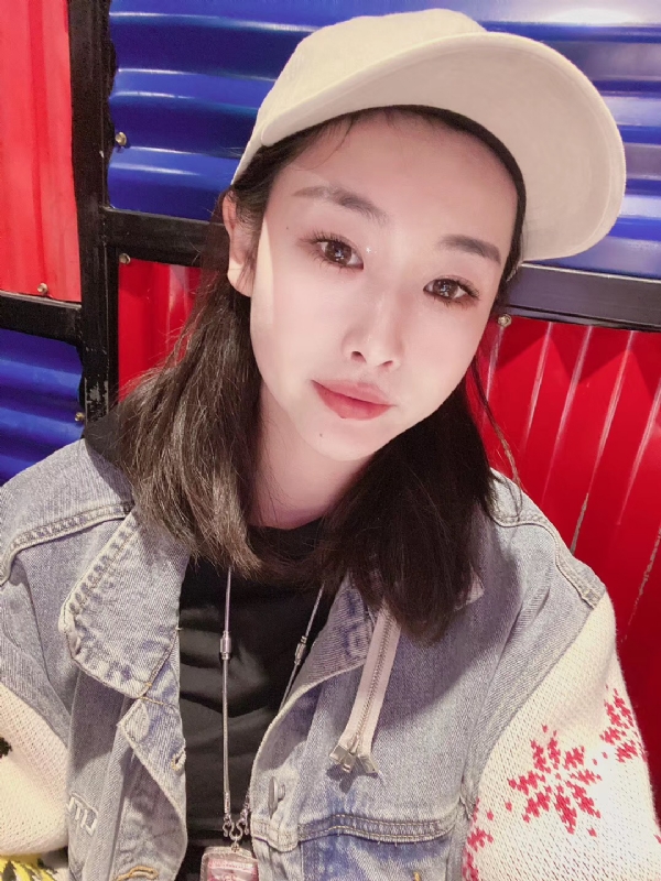 玲珑的第一张照片--南通相亲服务中心