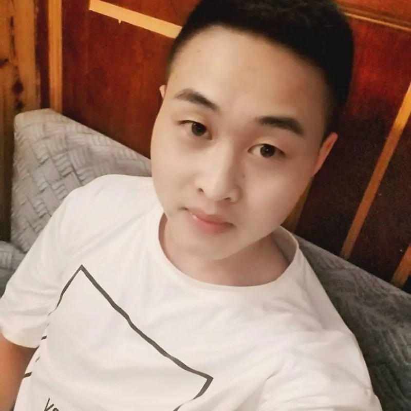 娃娃脸小爸爸的第一张照片--南通相亲服务中心