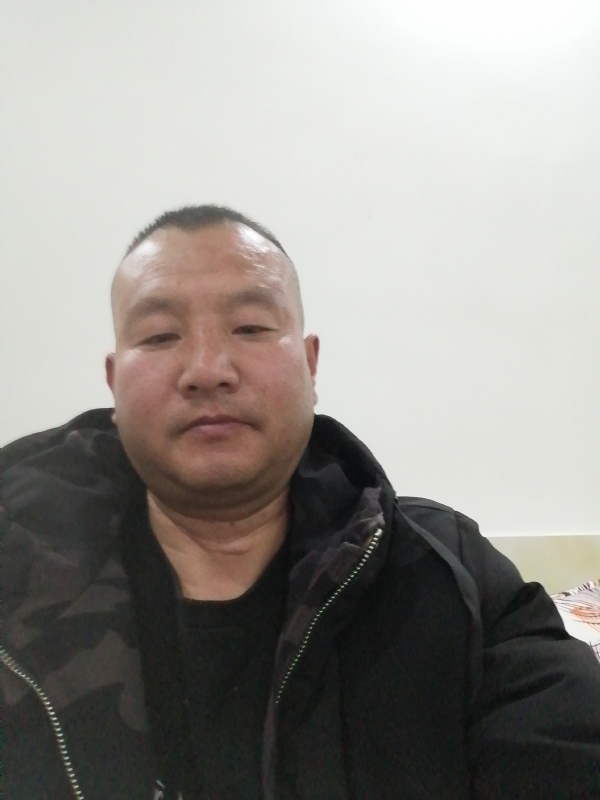 肖小江的第一张照片--南通相亲服务中心