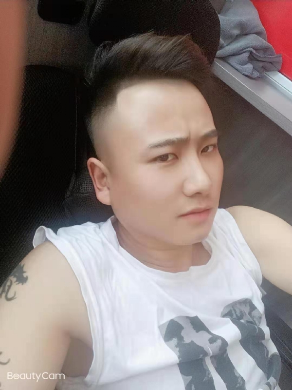 上善若水的第二张照片--南通相亲服务中心