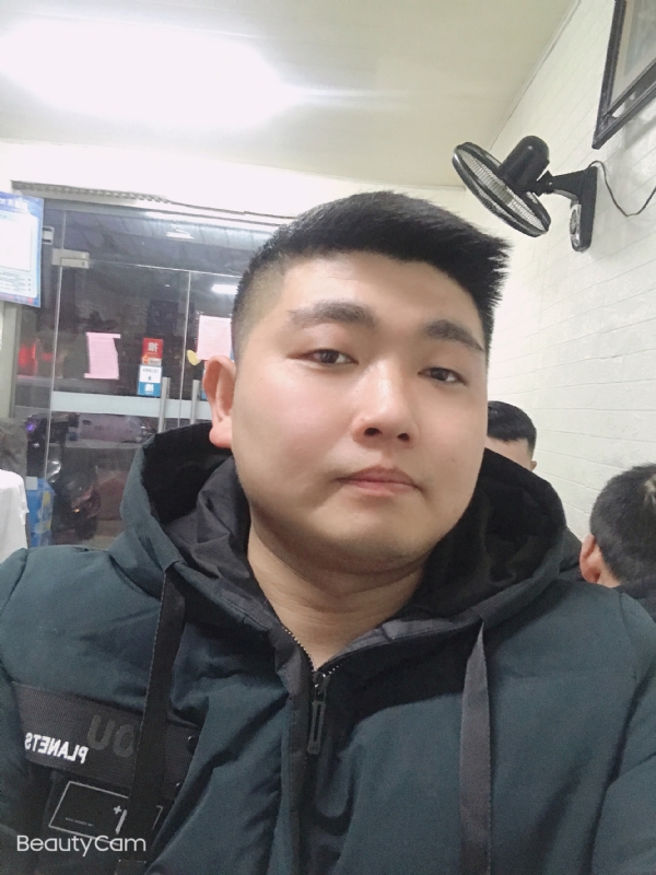 回忆是个小孩的第一张照片--南通相亲服务中心