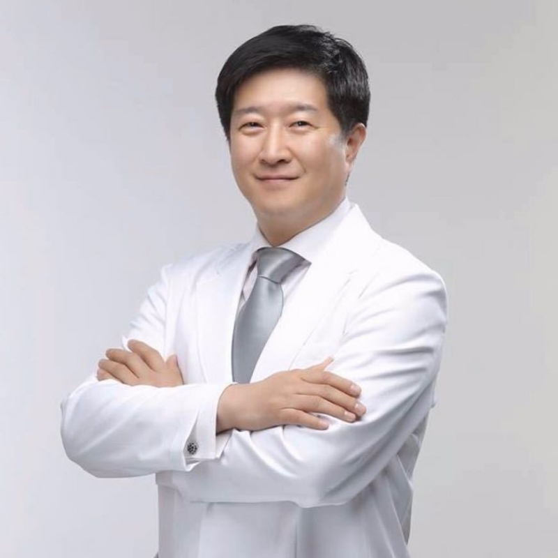 王伟的第三张照片--南通相亲服务中心