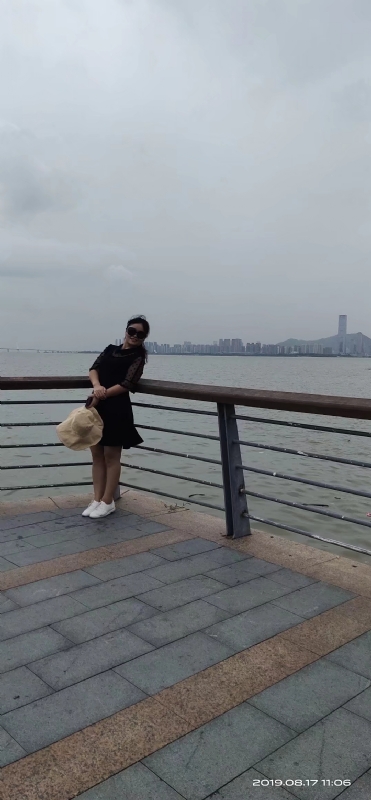 清秋的第一张照片--南通相亲服务中心