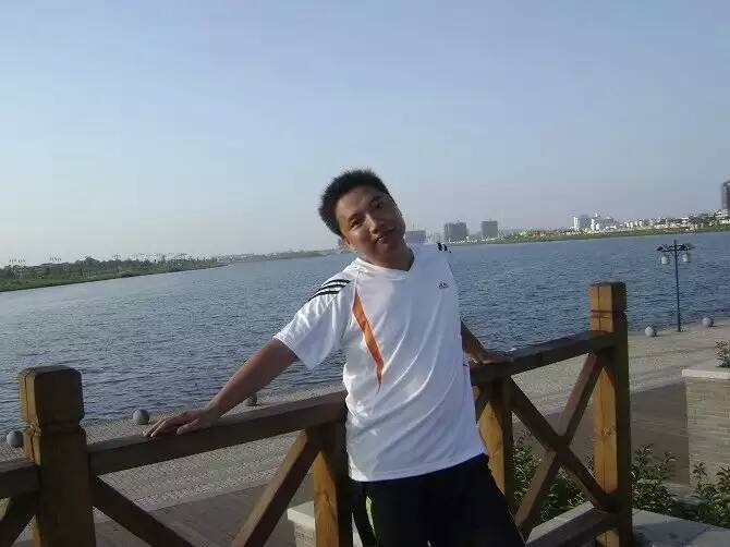 才乡痴情的第二张照片--南通相亲服务中心