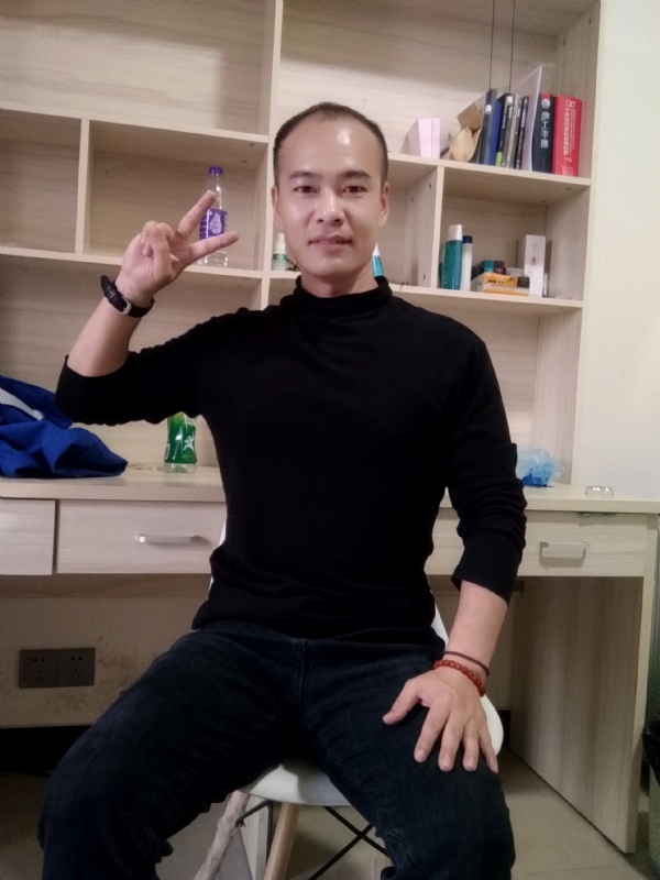 熊大与熊二的第一张照片--南通相亲服务中心