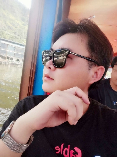 曲生的第一张照片--南通相亲服务中心