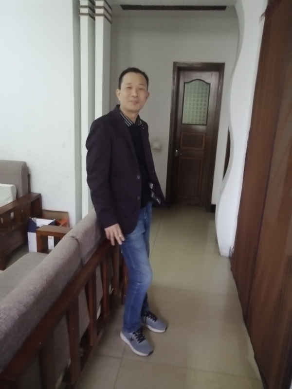 相亲相爱的第一张照片--南通相亲服务中心