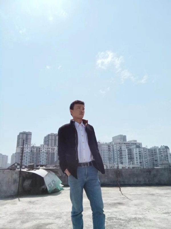 蓝色心情的第一张照片--南通相亲服务中心