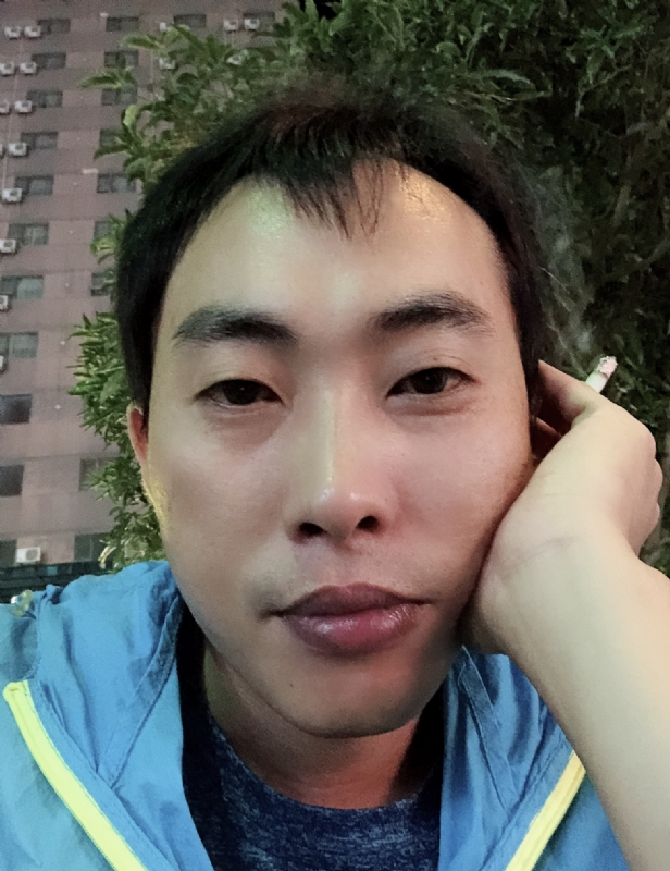 一直在路上的第一张照片--南通相亲服务中心