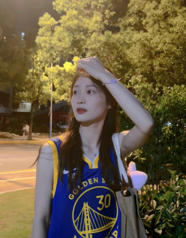 小趴菜的第三张照片--南通相亲服务中心