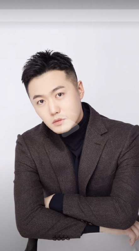 杨天枭的第一张照片--南通相亲服务中心
