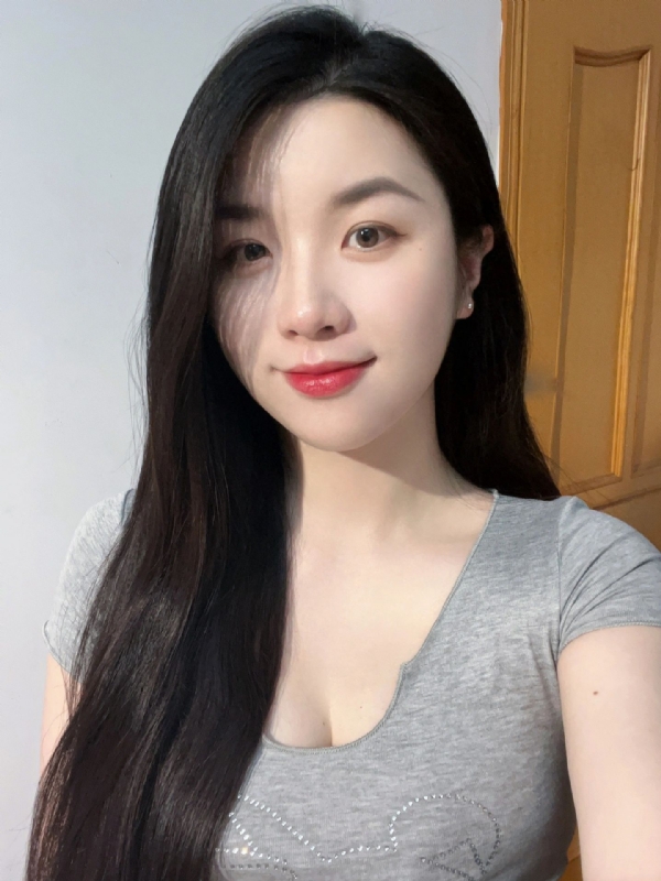 乔乔在寻爱的第一张照片--南通相亲服务中心