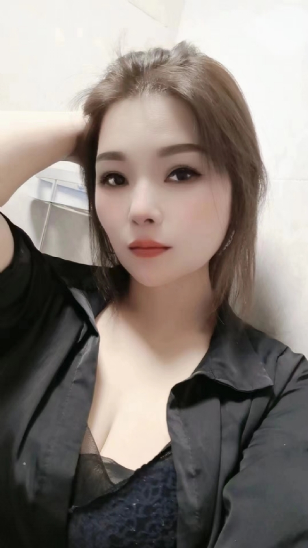 爱笑的女孩的第二张照片--南通相亲服务中心