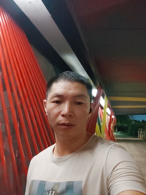 夜猫的第一张照片--南通相亲服务中心