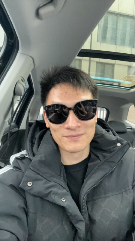 男孩的第一张照片--南通相亲服务中心