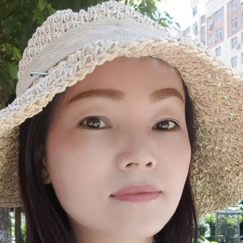 蓝妮的第二张照片--南通相亲服务中心