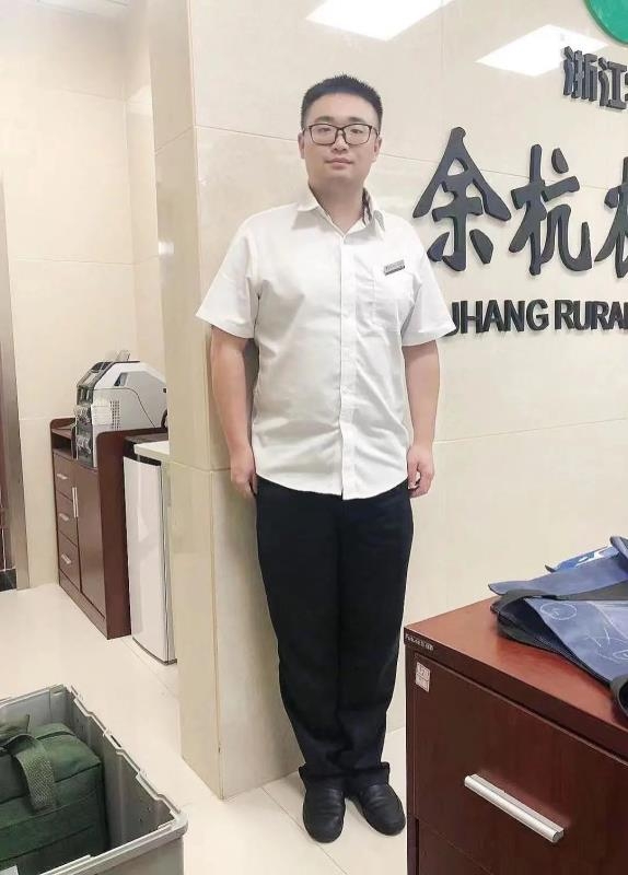 君临天下的第一张照片--南通相亲服务中心