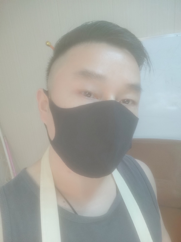 Poluk秦的第二张照片--南通相亲服务中心