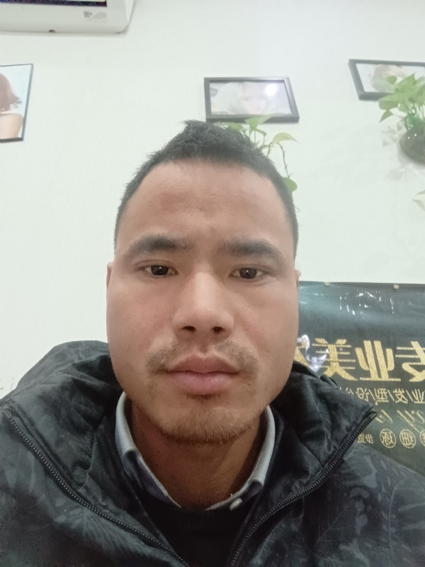 liuliyong的第一张照片--南通相亲服务中心