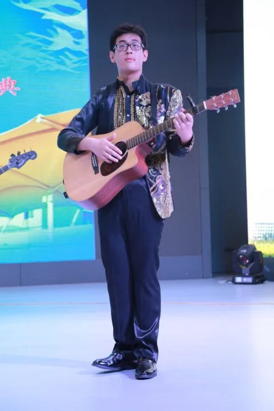 一叶知秋ZG的第一张照片--南通相亲服务中心