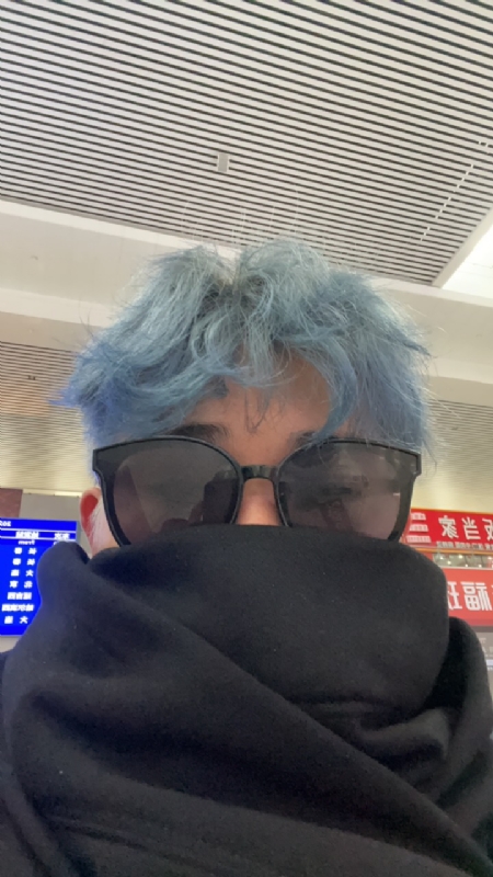 平行线的第二张照片--南通相亲服务中心