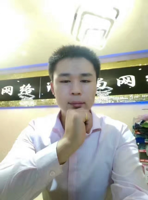沉默寡言的第一张照片--南通相亲服务中心