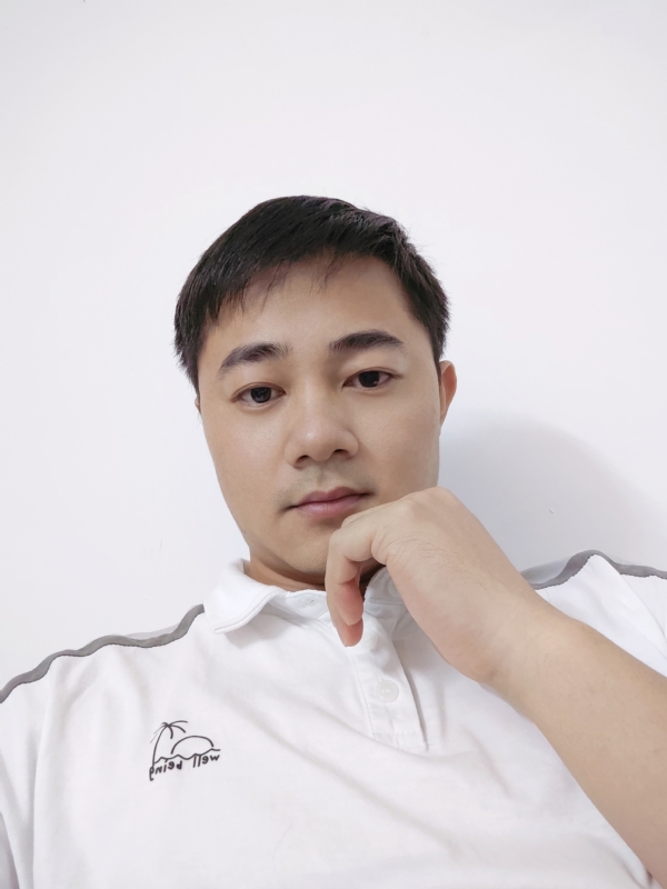 啊良的第一张照片--南通相亲服务中心