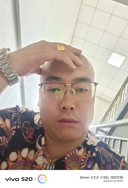 一生诺言的第五张照片--南通相亲服务中心